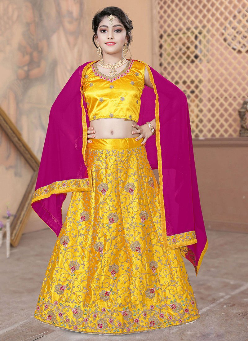 Yellow Colour Aaradhna Vol 6 Exclusive Wedding Wear Silk Embroirdery And Codding Work Kids Lehenga Choli Collectioin Aaradhna 131